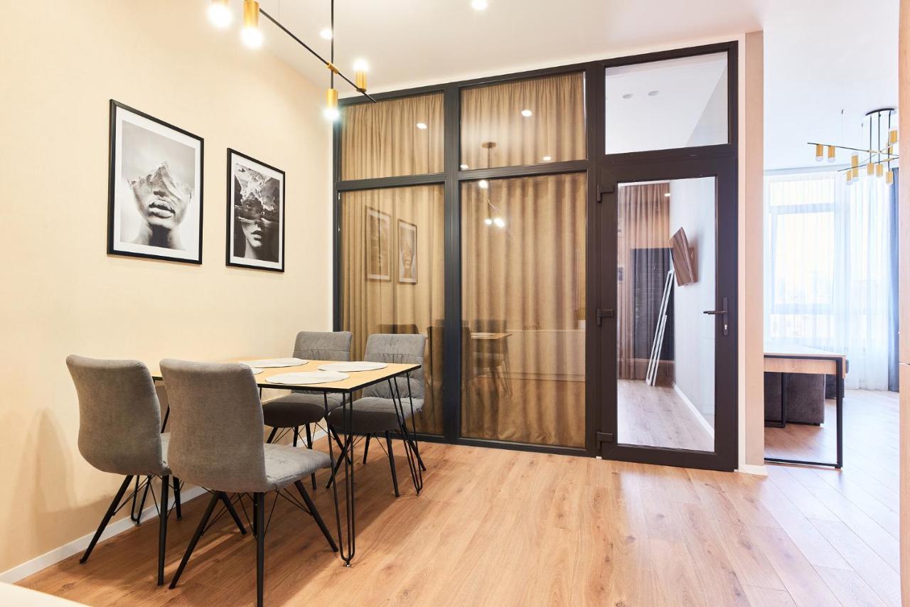 Kador Home Hotel Downtown キエフ エクステリア 写真